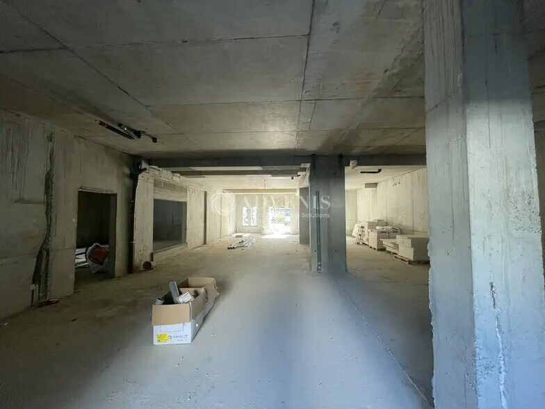 Bureau dans La Riche à vendre - Photo de l’immeuble – Image 3 sur 7