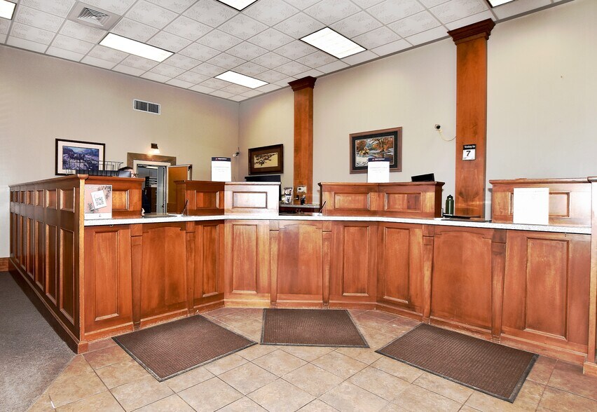 100 Oak Ave, Eaton, CO à vendre - Photo de l’immeuble – Image 3 sur 26