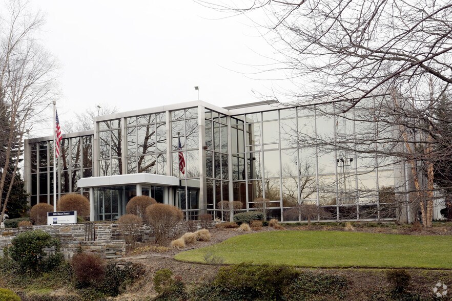 1401 Broad St, Clifton, NJ à louer - Photo principale – Image 1 sur 4