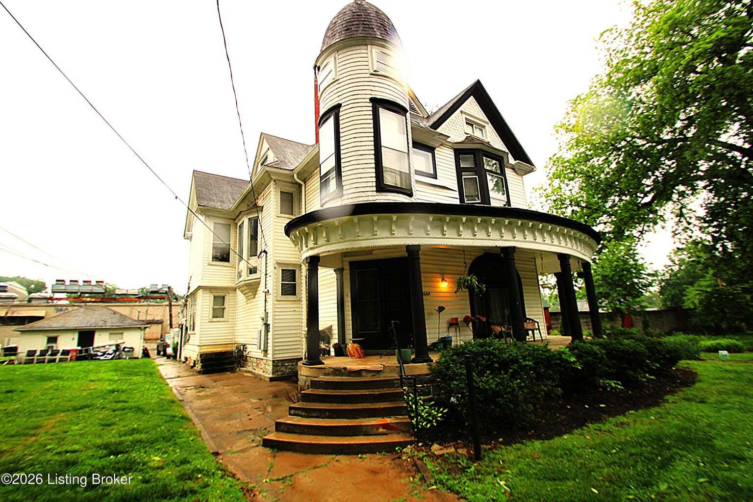 1642 Beechwood Ave, Louisville, KY à vendre Photo de l’immeuble– Image 1 sur 8
