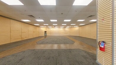 300-360 Commonwealth Dr, Wytheville, VA à louer Photo intérieure– Image 2 sur 12