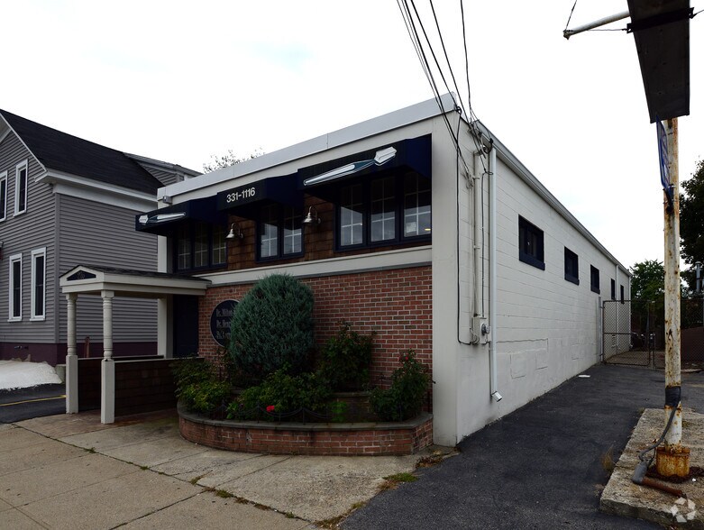 276 Smith St, Providence, RI à vendre - Photo de l’immeuble – Image 2 sur 10