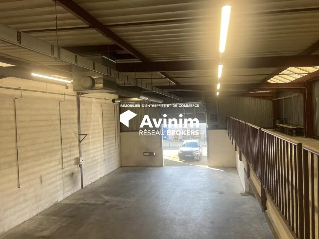 Industriel/Logistique dans Crémieu à vendre Photo principale– Image 1 sur 17