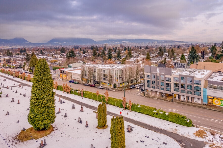 4838 Fraser St, Vancouver, BC à vendre - Aérien – Image 2 sur 4
