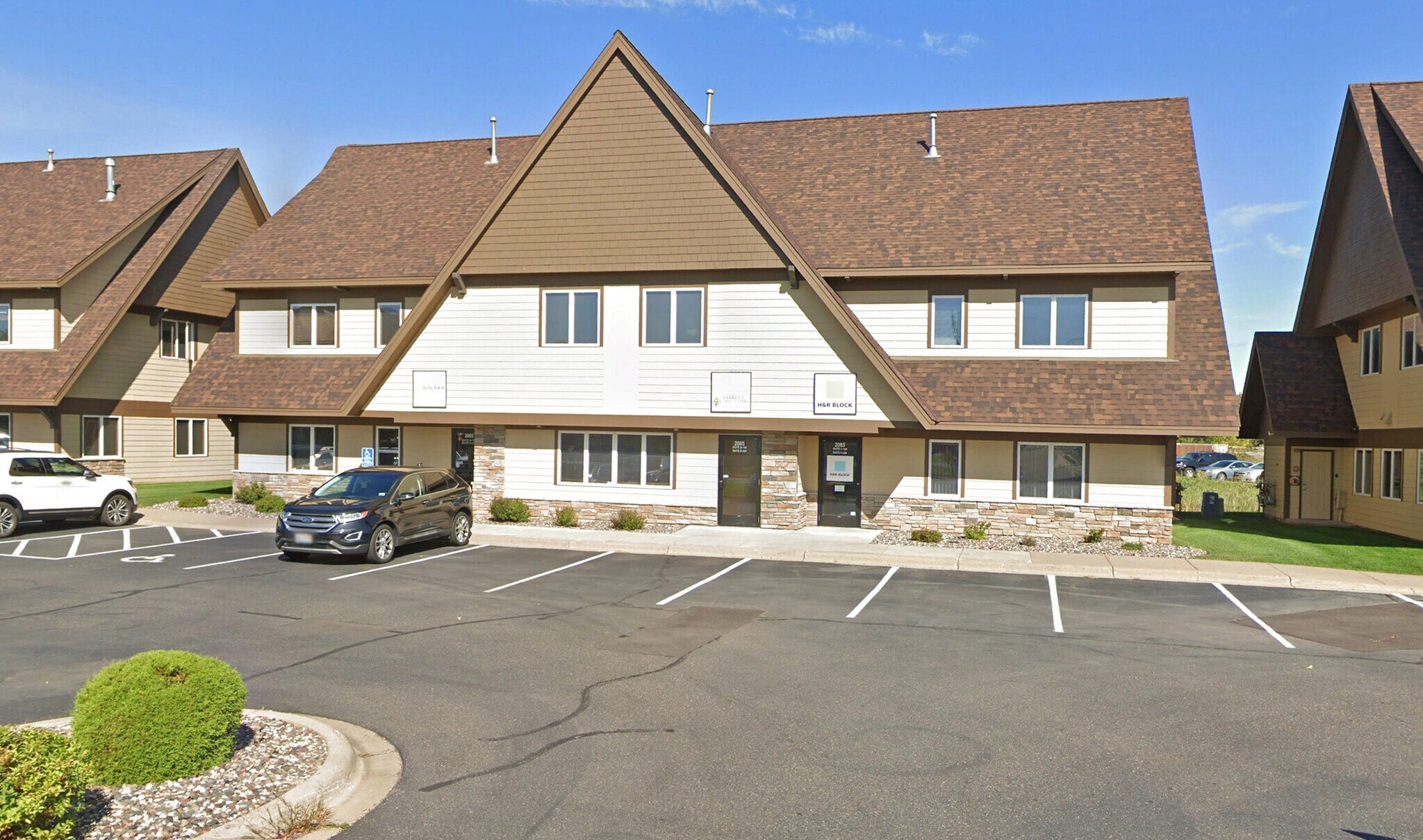 2085 County Road D E, Maplewood, MN à louer Photo intérieure– Image 1 sur 9