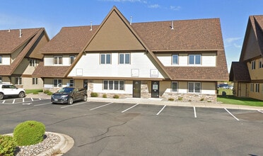 2085 County Road D E, Maplewood, MN à louer Photo intérieure– Image 1 sur 9