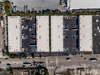 Plus de détails pour 8315-8345 NW 74th St, Medley, FL - Industriel/Logistique à louer