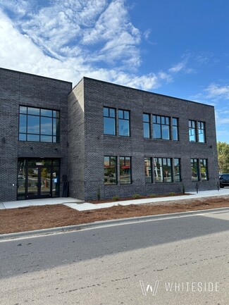 Plus de détails pour 3013 Wilkinson Blvd, Charlotte, NC - Local d'activités à louer