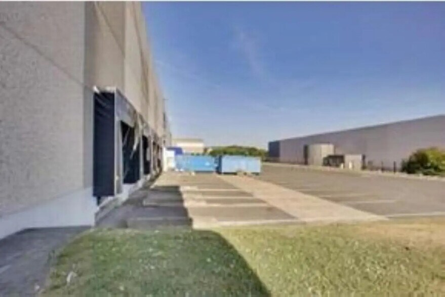 Industriel/Logistique dans Marly-la-Ville à louer - Photo de l’immeuble – Image 2 sur 7