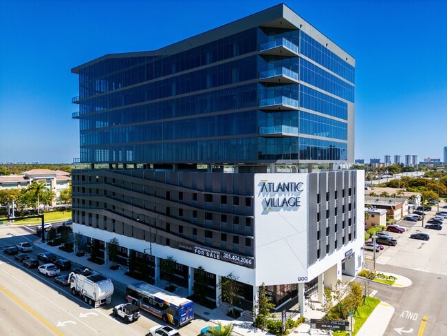Plus de détails pour 800 N Federal Hwy, Hallandale Beach, FL - Différents types d’espaces à louer