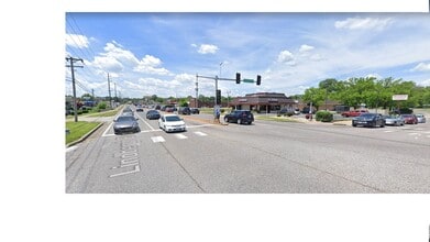 2095 N Lindbergh Blvd, Florissant, MO à louer Photo de l’immeuble– Image 1 sur 1