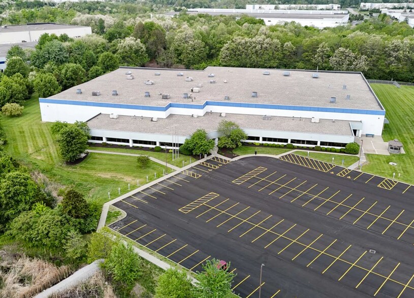 1102 Aviation Blvd, Hebron, KY à louer - Photo principale – Image 1 sur 39