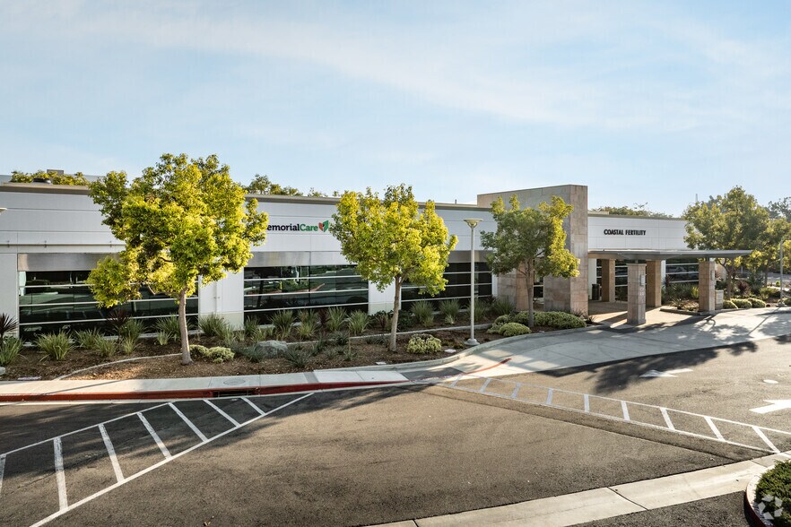 15500 Sand Canyon Ave, Irvine, CA à louer - Photo principale – Image 1 sur 5