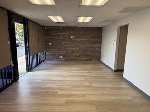 12325 Mills Ave, Chino, CA à louer Photo intérieure– Image 2 sur 6