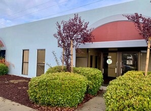 310-324 Lang Rd, Burlingame, CA à louer Photo de l’immeuble– Image 1 sur 5