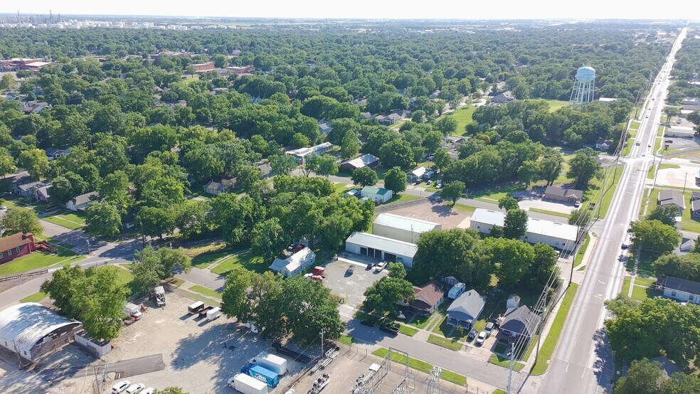 621 Star st, El Dorado, KS à vendre - Photo de l’immeuble – Image 3 sur 20