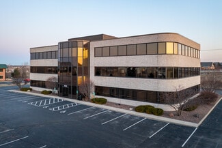 Plus de détails pour 1133 Quail Ct, Pewaukee, WI - Bureau à louer