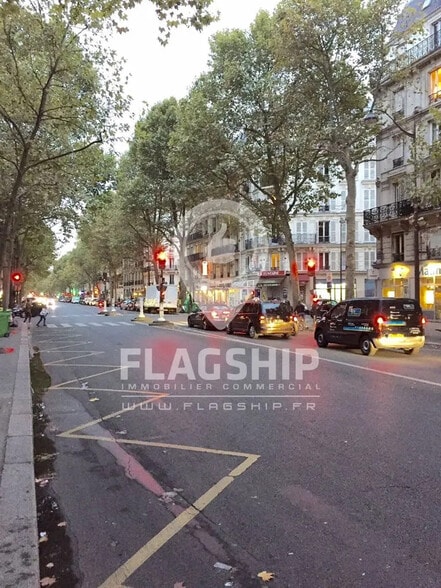 Local commercial dans Paris à louer - Photo de l’immeuble – Image 1 sur 4