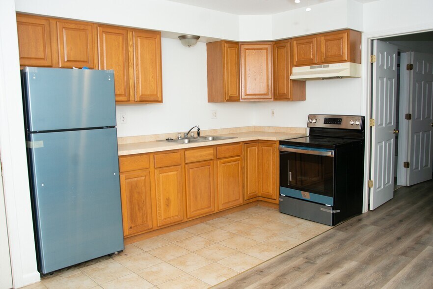 314 W North St, Colchester, IL à vendre - Photo de l’immeuble – Image 2 sur 9