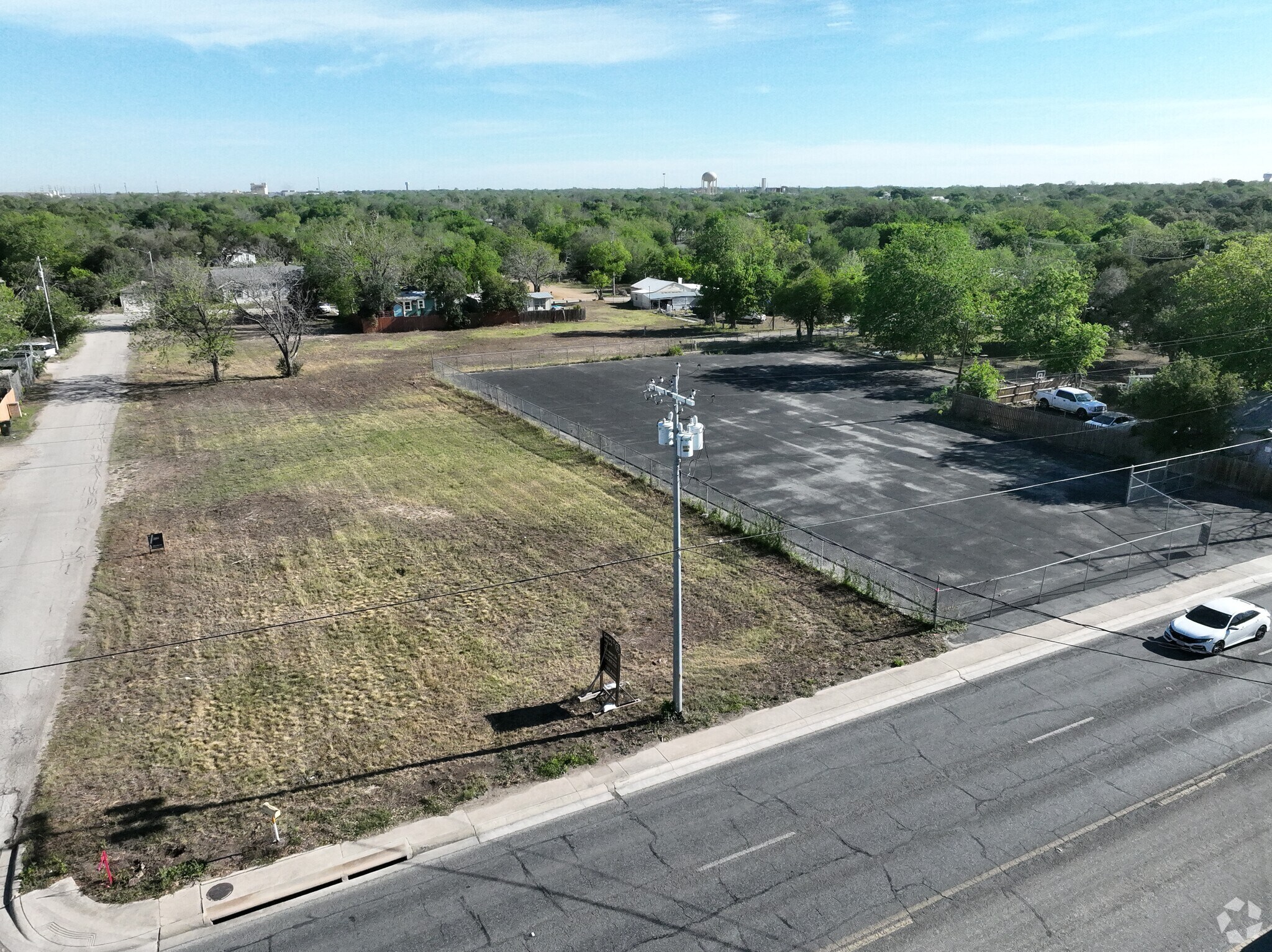 786 W Court St, Seguin, TX à vendre Photo principale– Image 1 sur 3
