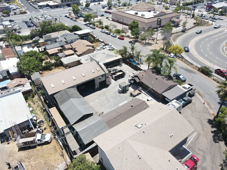 3559 Vista Ave, Lemon Grove, CA à vendre - Photo de l’immeuble – Image 2 sur 16
