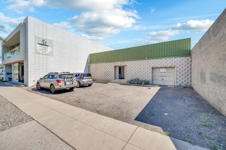 1433 N 1st St, Phoenix, AZ à louer - Photo de l’immeuble – Image 2 sur 30