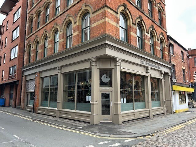 108 High St, Manchester à louer Photo de l’immeuble– Image 1 sur 2