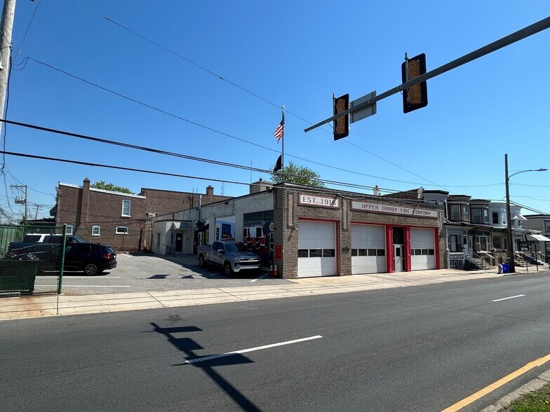7241 W Chester Pike, Upper Darby, PA à vendre - Photo de l’immeuble – Image 3 sur 11