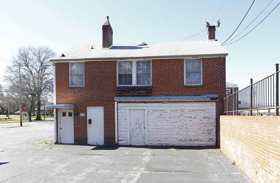 219.5 York St, Gastonia, NC à vendre - Photo de l’immeuble – Image 2 sur 4