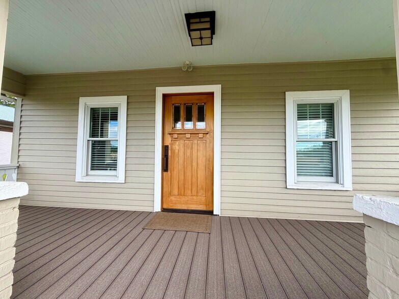 904 W Lamar Alexander Pky, Maryville, TN à louer - Photo de l’immeuble – Image 2 sur 26