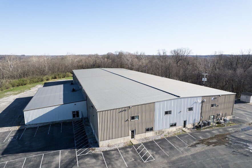 6412 National Rd E, Richmond, IN à vendre - Photo de l’immeuble – Image 1 sur 35