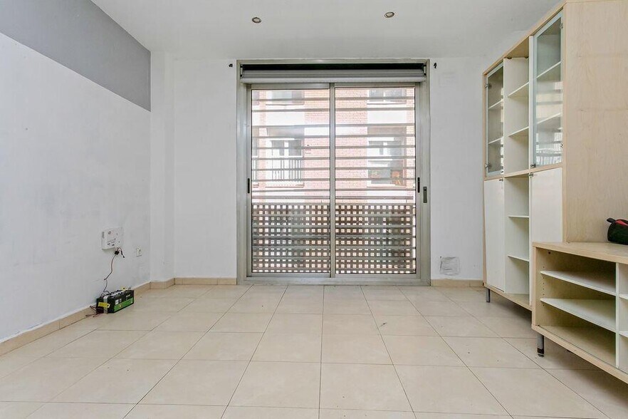 Immeuble residentiel dans Vilanova del Camí, Barcelona à vendre - Photo intérieure – Image 3 sur 10