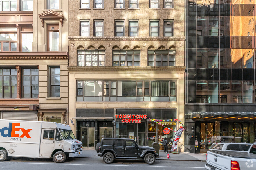 40 W 37th St, New York, NY à louer - Photo de l’immeuble – Image 3 sur 5