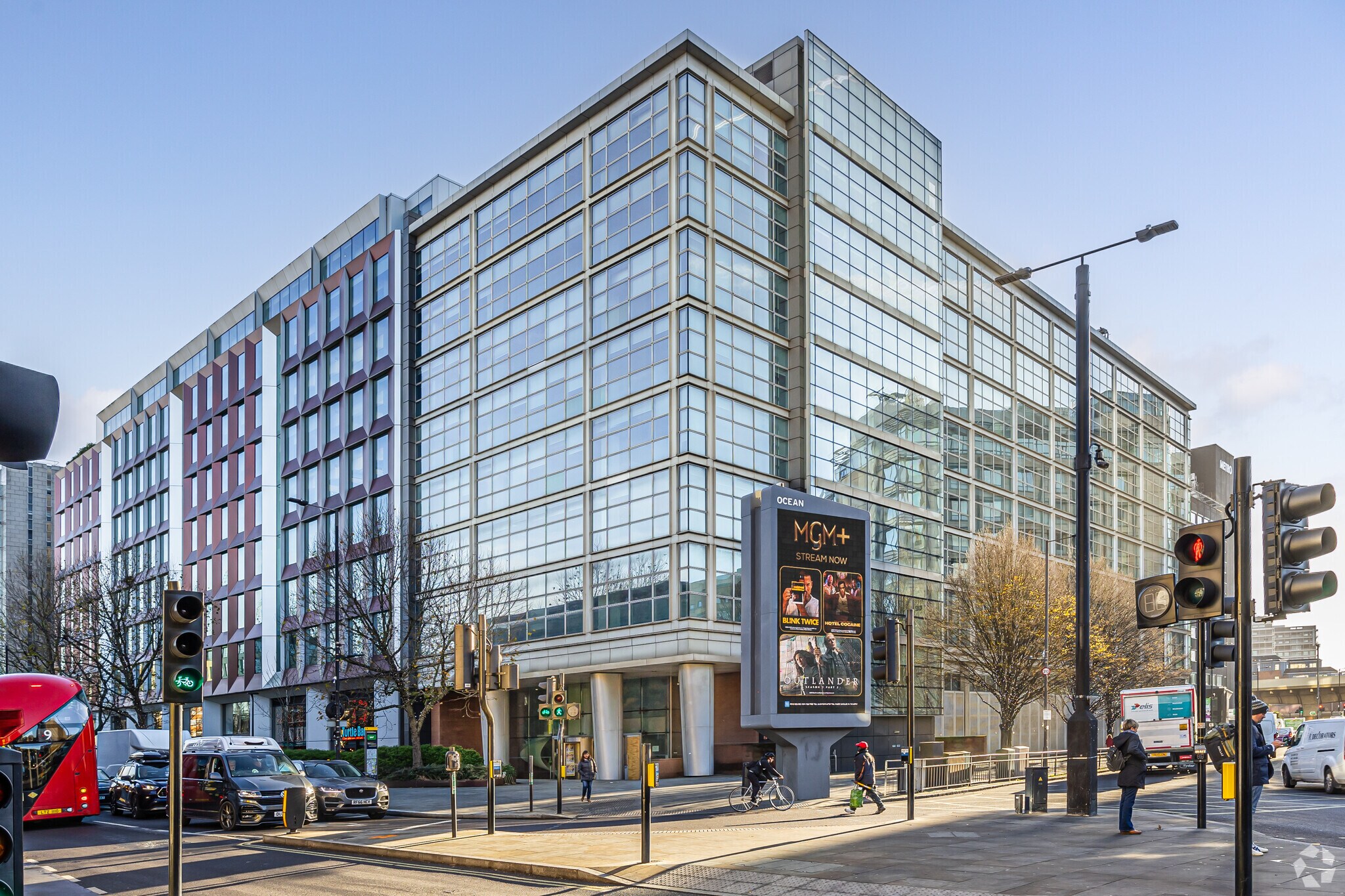 255 Hammersmith Rd, Londres à vendre Photo principale– Image 1 sur 5