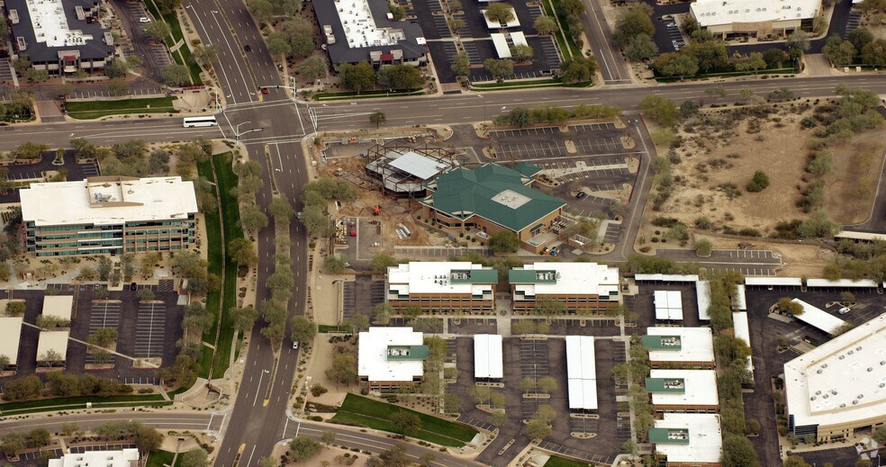 17500 N Perimeter Dr, Scottsdale, AZ à louer - Photo de l’immeuble – Image 2 sur 3