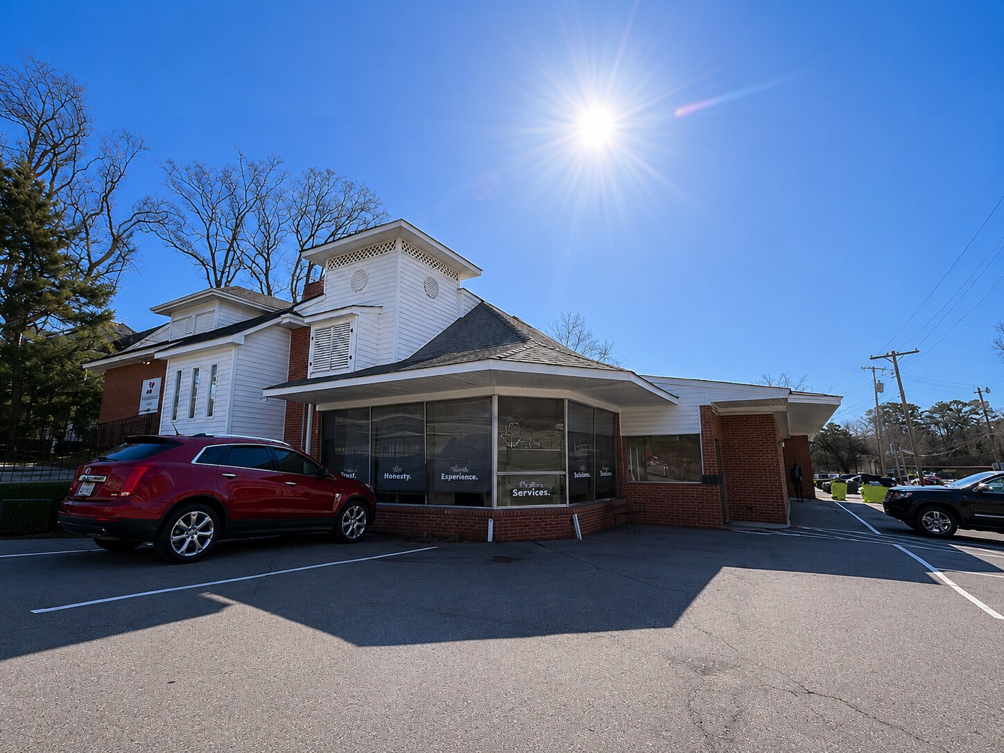 409 Carthage St, Sanford, NC à vendre Photo principale– Image 1 sur 20