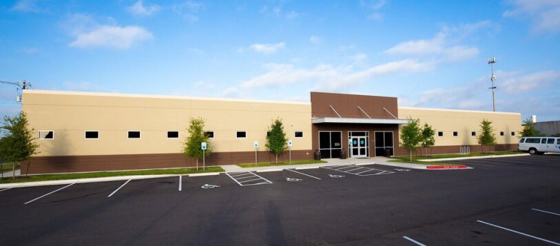 3928 Promontory Point Dr, Austin, TX à louer Photo principale– Image 1 sur 4