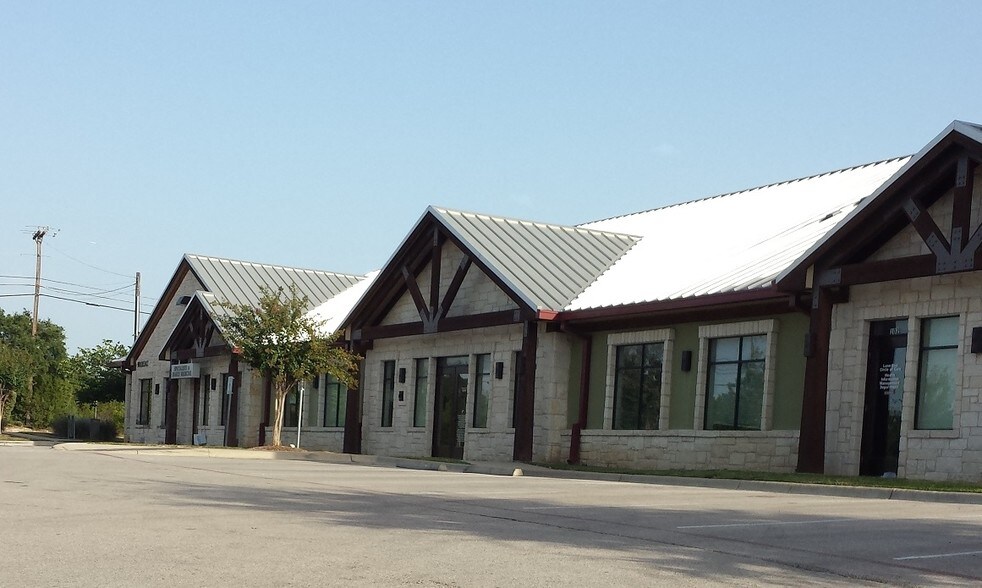 901 Cypress Creek Rd, Cedar Park, TX à louer - Photo de l’immeuble – Image 3 sur 4