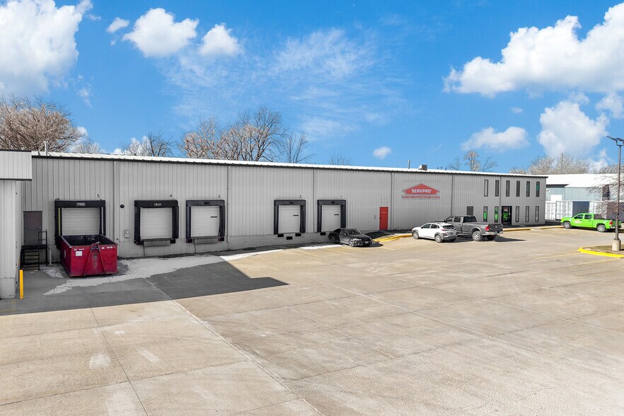 2150 Milton ave, Des Moines, IA à vendre - Photo de l’immeuble – Image 3 sur 18