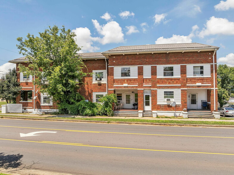80 Units - Elizabethton, TN portefeuille de 7 biens à vendre sur LoopNet.fr - Photo de l’immeuble – Image 3 sur 15