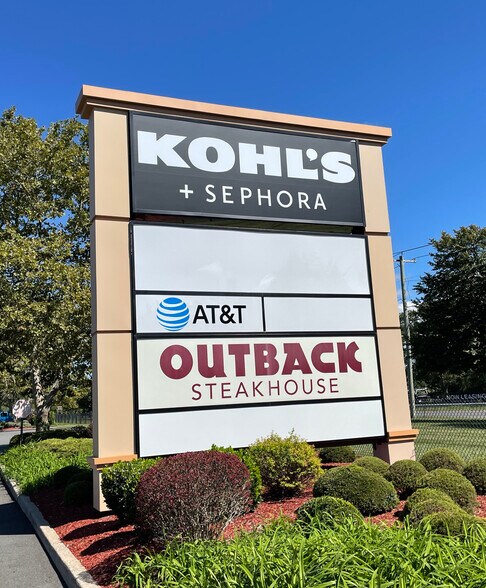 4040-5040 Nesconset Hwy, East Setauket, NY à louer - Photo de l’immeuble – Image 2 sur 3