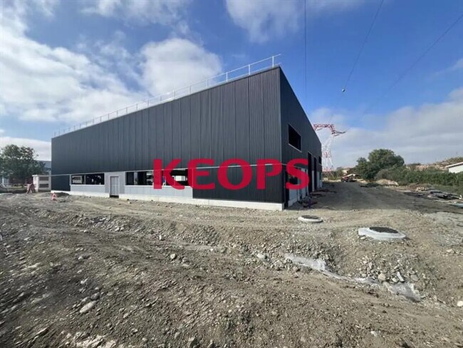 Plus de détails pour 7 Avenue Des Genêts, Portet-sur-Garonne - Local d’activités à vendre