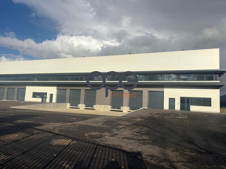 Industriel/Logistique dans Le Blanc-Mesnil à louer - Photo de l’immeuble – Image 1 sur 2