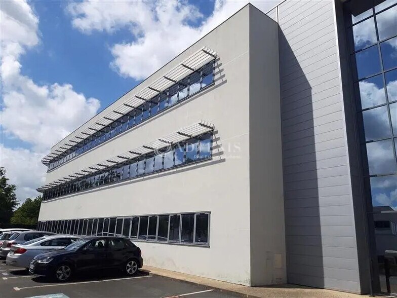 Bureau dans Carquefou à louer - Photo de l’immeuble – Image 2 sur 4