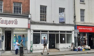 Plus de détails pour 25 Broad St, Welshpool - Local commercial à louer