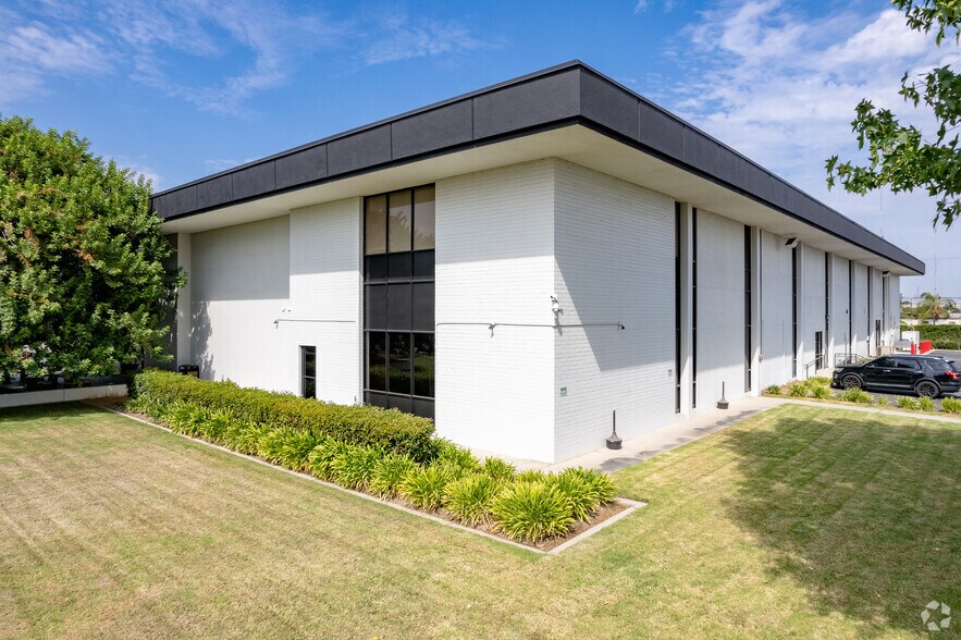 2772 Peck Rd, Monrovia, CA à vendre - Photo de l’immeuble – Image 2 sur 5
