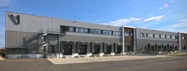 Plus de détails pour Bureau, Industriel/Logistique à louer