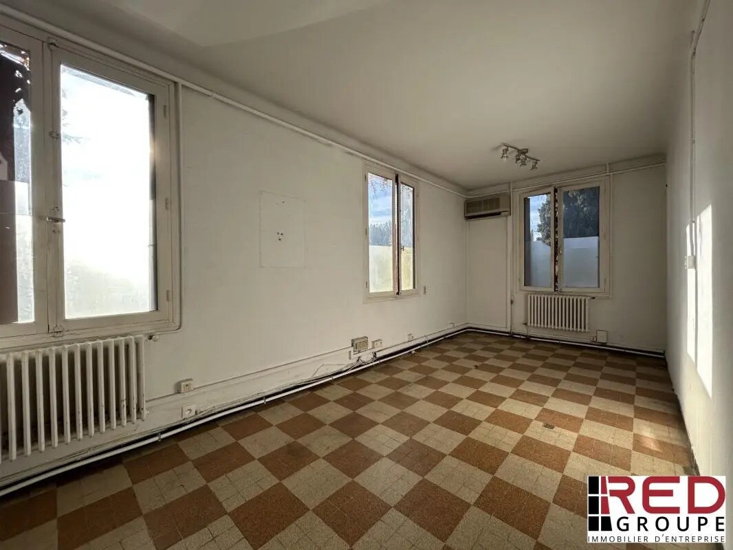 Bureau dans Venelles à louer Photo intérieure– Image 1 sur 4