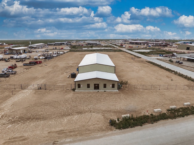 Plus de détails pour 3922 S County Road 1233, Midland, TX - Industriel/Logistique à louer