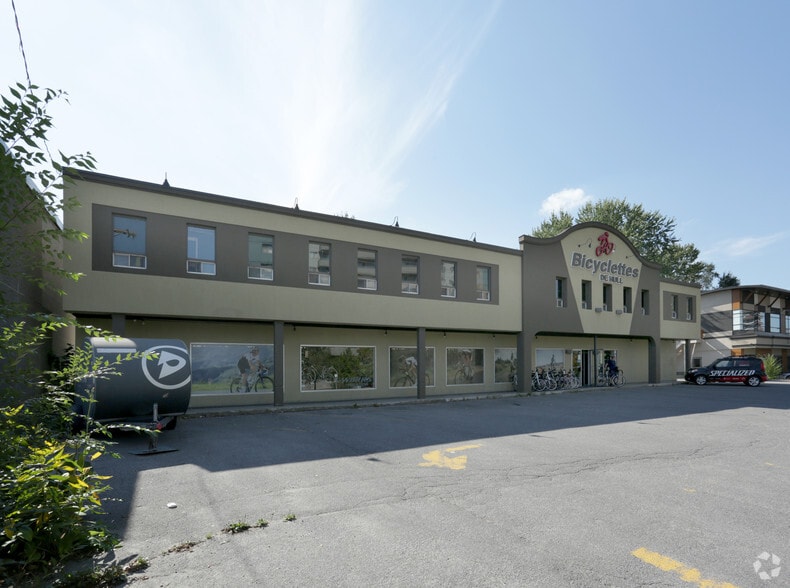 675 Boul Saint-Joseph, Gatineau, QC à louer - Photo principale – Image 1 sur 6